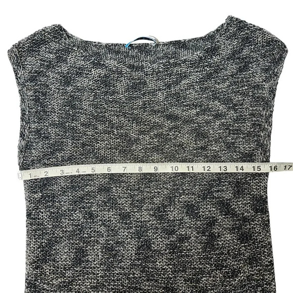 Alice & Olivia Black Knit Crop Tank Size: S - Picture 2 of 5